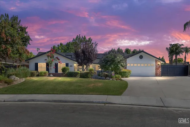 14508 Harvest Crest Ave, Bakersfield, CA 93314