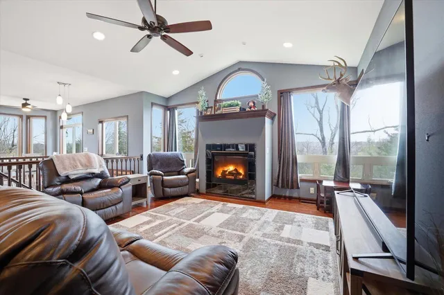 N7026 County Road DD, Burlington, WI 53105