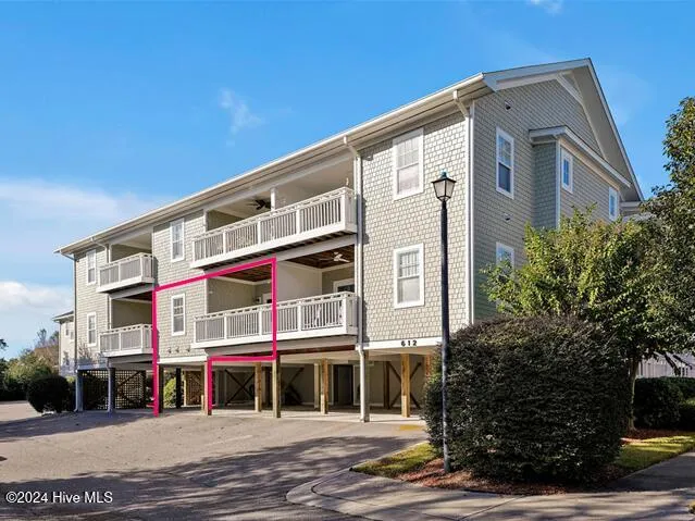 612 W Brown Street Apt B, Southport, NC 28461