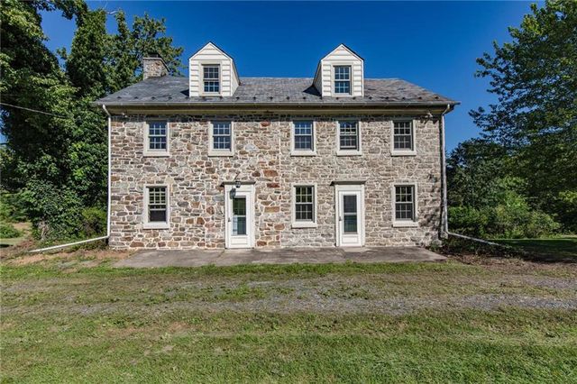 3609 Route 212, Riegelsville, PA 18077