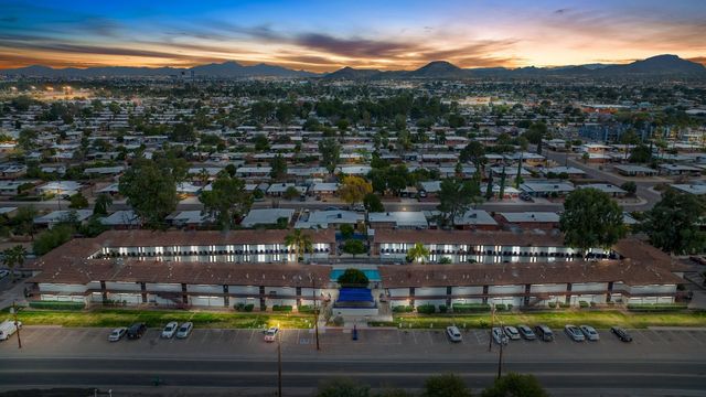 1215 W  Roger Rd, Tucson, AZ 85705