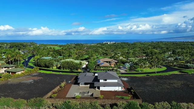 68-118 W  Pukaua Pl, Kamuela, HI 96743