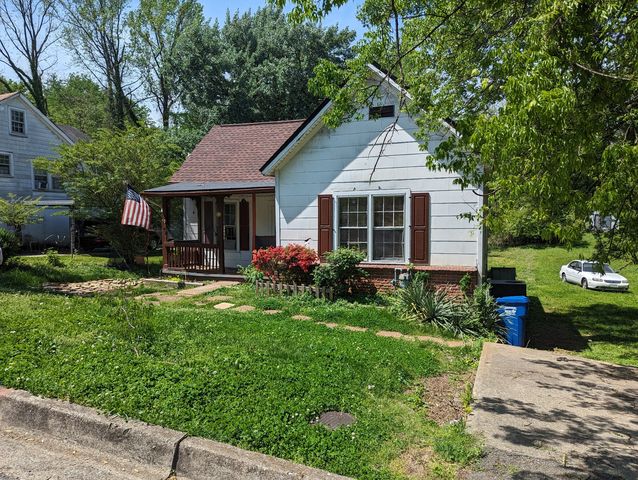 722 Central Ave #2, Clarksville, TN 37040