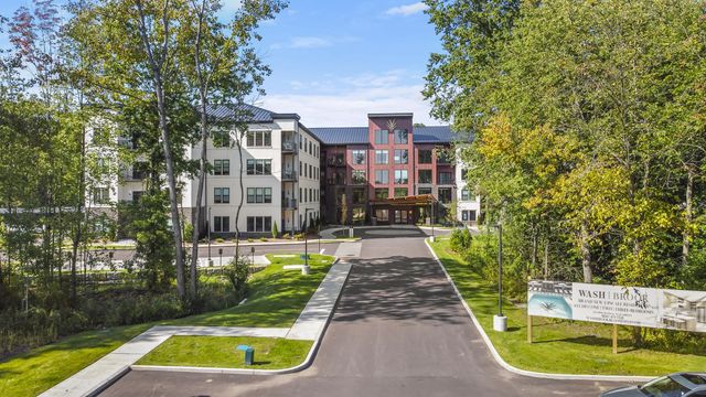 65 Jolley Dr #128, Bloomfield, CT 06002