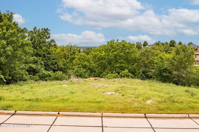 6022 Kleffner Rdg, Jefferson City, MO 65101