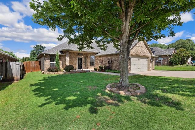 731 Napol Ave, Edmond, OK 73034