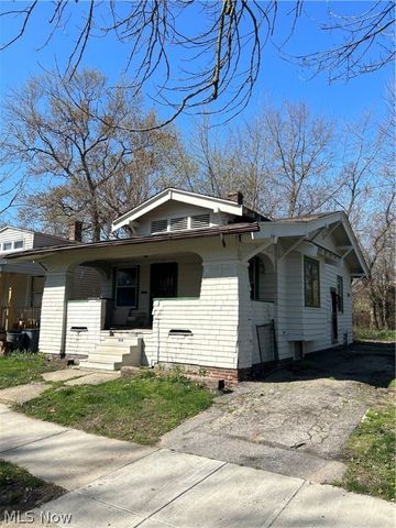 1604 E  133rd St, East Cleveland, OH 44112