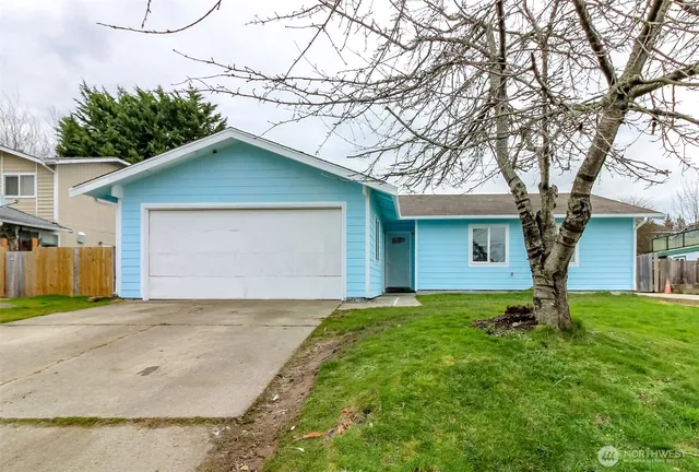 24314 22nd Avenue S, Des Moines, WA 98198