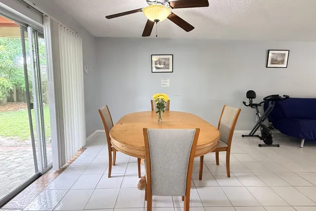 22652 SW 64th Way, Boca Raton, FL 33428