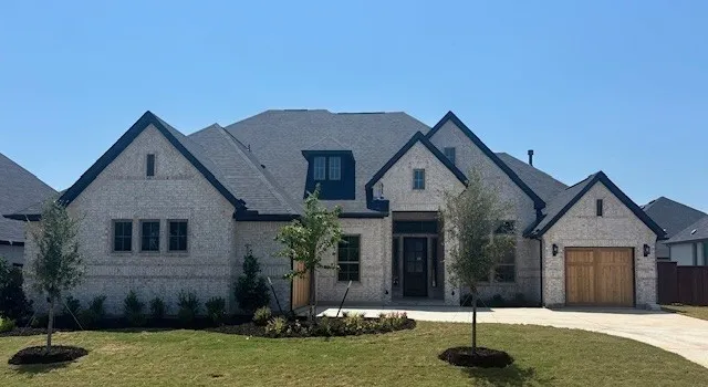 11221 Hickory Falls Dr, Argyle, TX 76226
