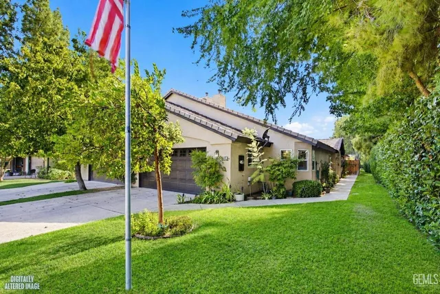 2323 Easthills Dr #30, Bakersfield, CA 93306