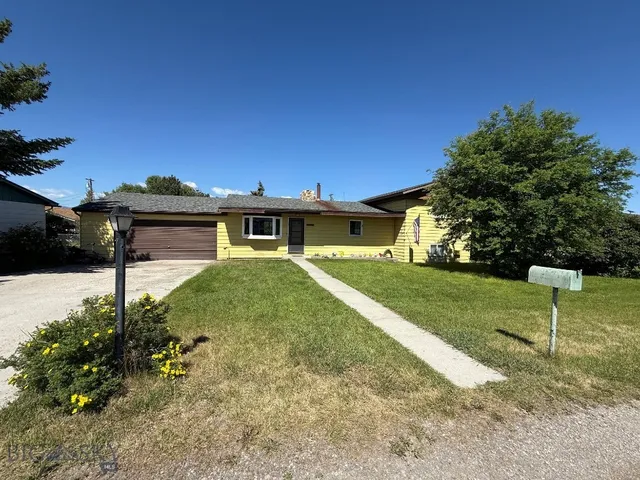 904 Bielenberg St, Deer Lodge, MT 59722