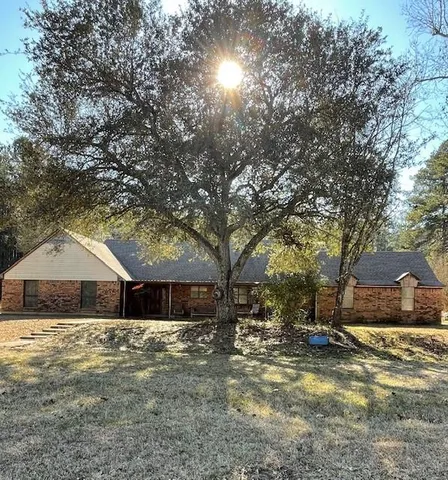 1112 Melder Rd, Glenmora, LA 71433
