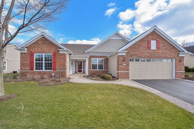 559 Tuscan View Dr, Elgin, IL 60124