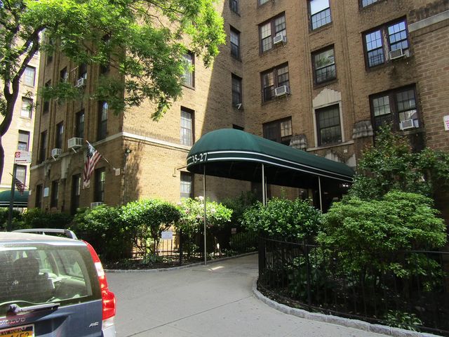 Real Estate 11372