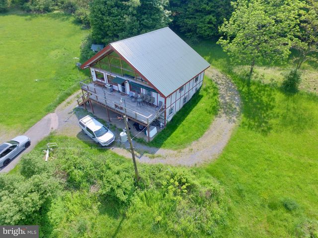 8326 Old Plank Rd, Broad Top, PA 16621