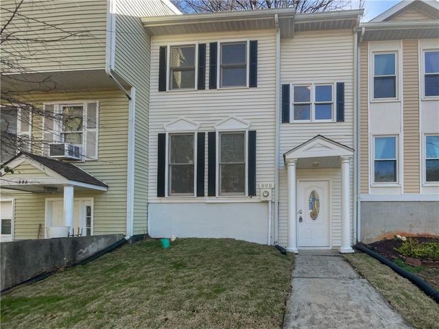 688 Stratford Grn, Avondale Estates, GA 30002