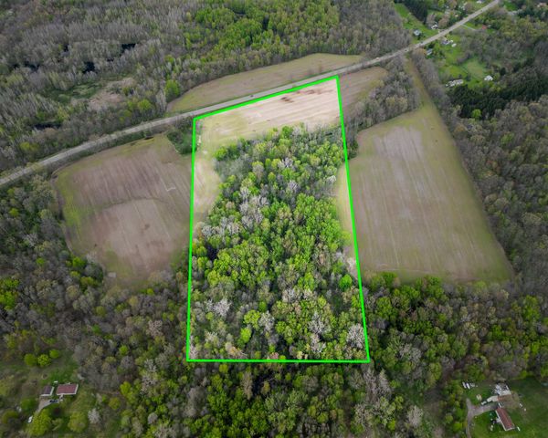 6 Bunkerhill Rd, Jackson, MI 49201