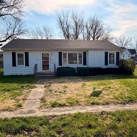 108 Circle Dr, Shelbina, MO 63468