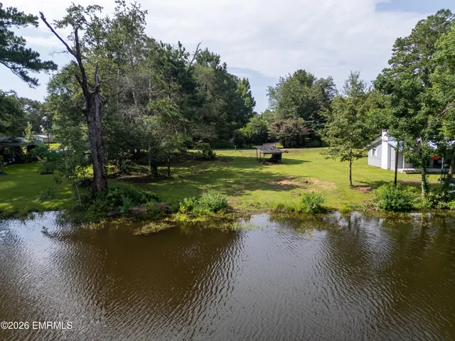 Virginia Dr, Meridian, MS 39301