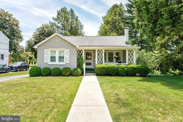 516 E  Linn St, Bellefonte, PA 16823