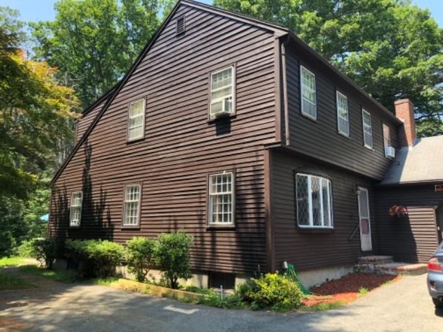 2 Hickory Hill Rd, Manchester, MA 01944