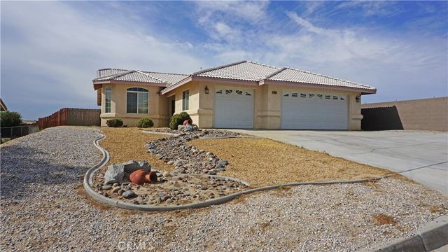 14853 Autumn Ln, Helendale, CA 92342