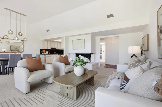 17 Rinconada Cir, Belmont, CA 94002