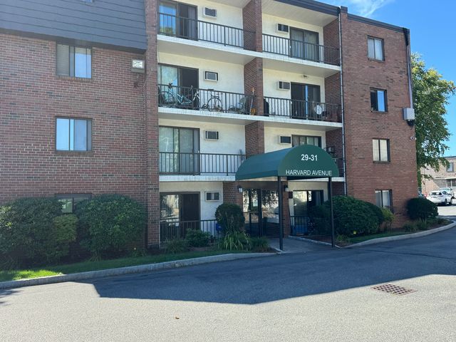 29-31 Harvard Ave #27, Medford, MA 02155