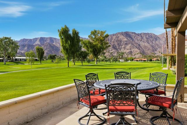 49045 Cedros Cir, La Quinta, CA 92253