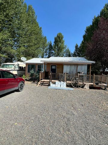 87707 Christmas Valley Hwy, Christmas Valley, OR 97641