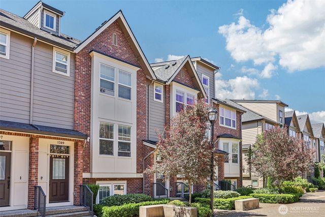 1313 Brooklyn Walk NE, Issaquah, WA 98029