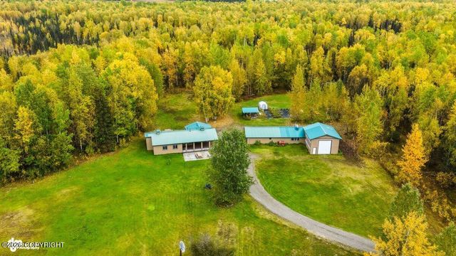 29453 W  Parks Hwy, Willow, AK 99688