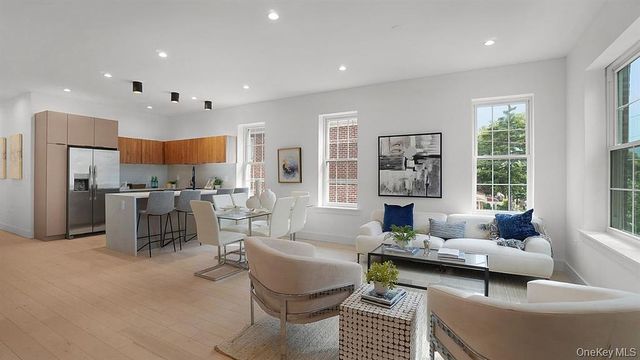 2424 Esplanade Ave #1, Bronx, NY 10469