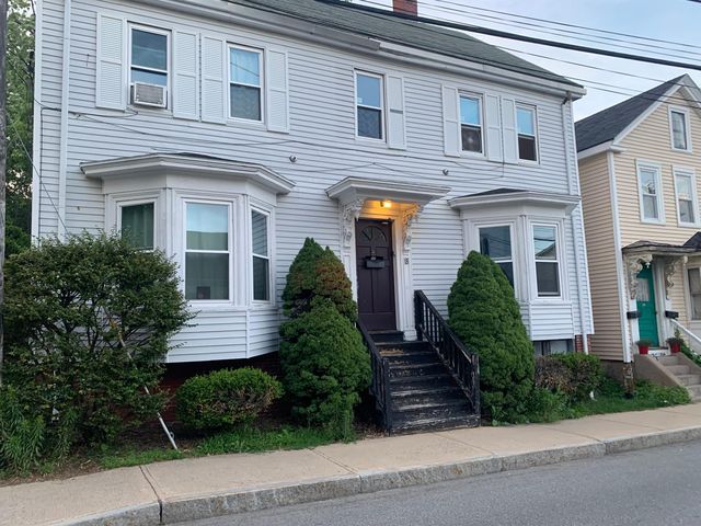 18 Government St   #2, Kittery, ME 03904