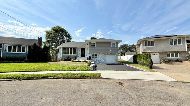 2166 Isabelle Ct, Bellmore, NY 11710