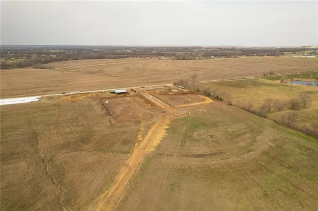3 Hope Ln, Odessa, MO 64076