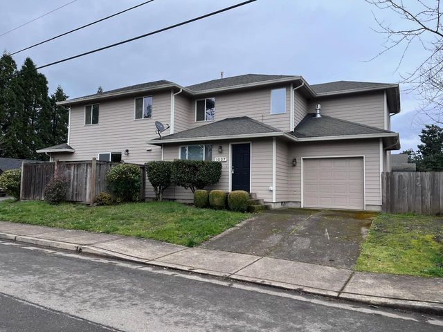 1027 S  42nd St, Springfield, OR 97478