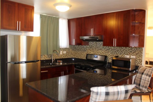 1122 Kinau St #1104, Honolulu, HI 96814