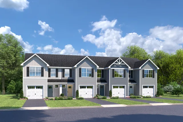 5140 Unity 30 Briercliff Dr, Hamburg, NY 14075
