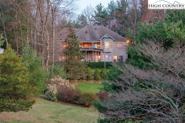 738 Country Club Road, Glade Valley, NC 28627