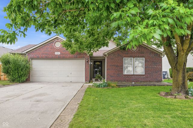 5624 N  Jamestown Dr, McCordsville, IN 46055