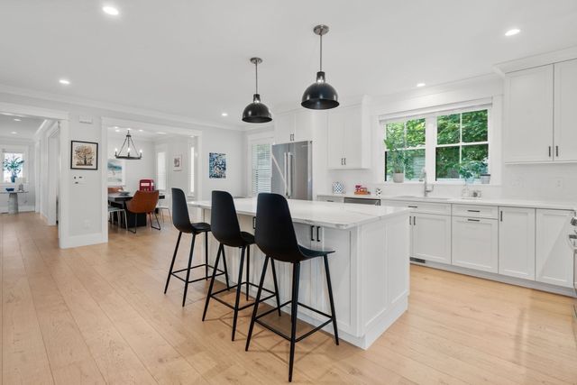 12 S  Lincoln St #12, Natick, MA 01760