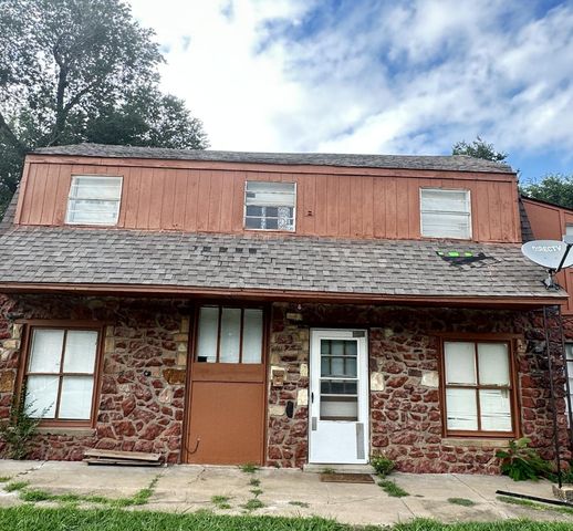 202 E  2nd St, Stillwater, OK 74023