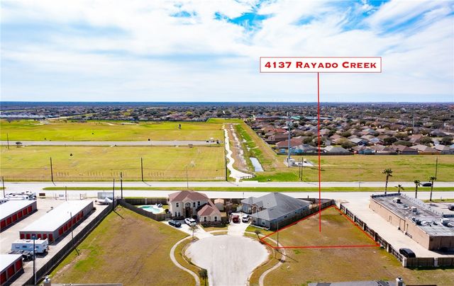 4137 Rayado Creek Dr, Corpus Christi, TX 78414