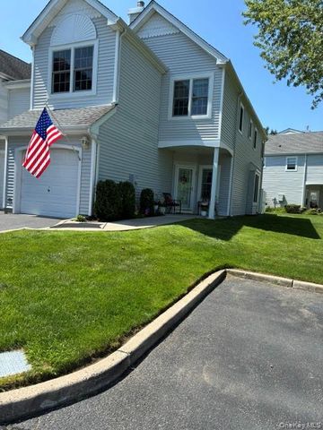 149 Windward Court S, Port Jefferson, NY 11777