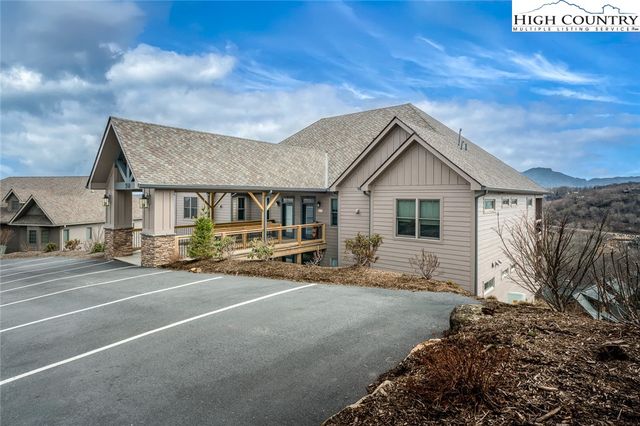 240 Ridgeline #19 Drive #D, Banner Elk, NC 28604