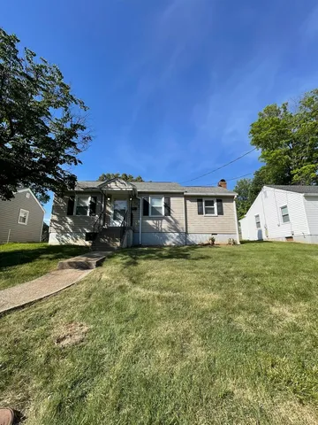 207 College Dr, Lynchburg, VA 24501