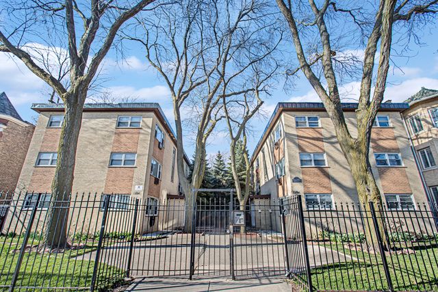 1714 W  Touhy Ave  #D3N, Chicago, IL 60626