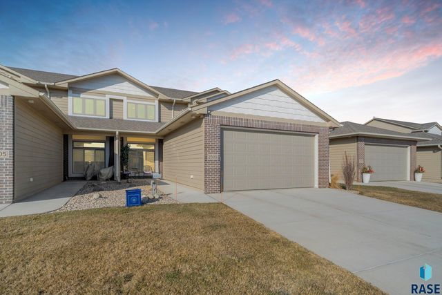 2503 S  Kinderhook Ave, Sioux Falls, SD 57106